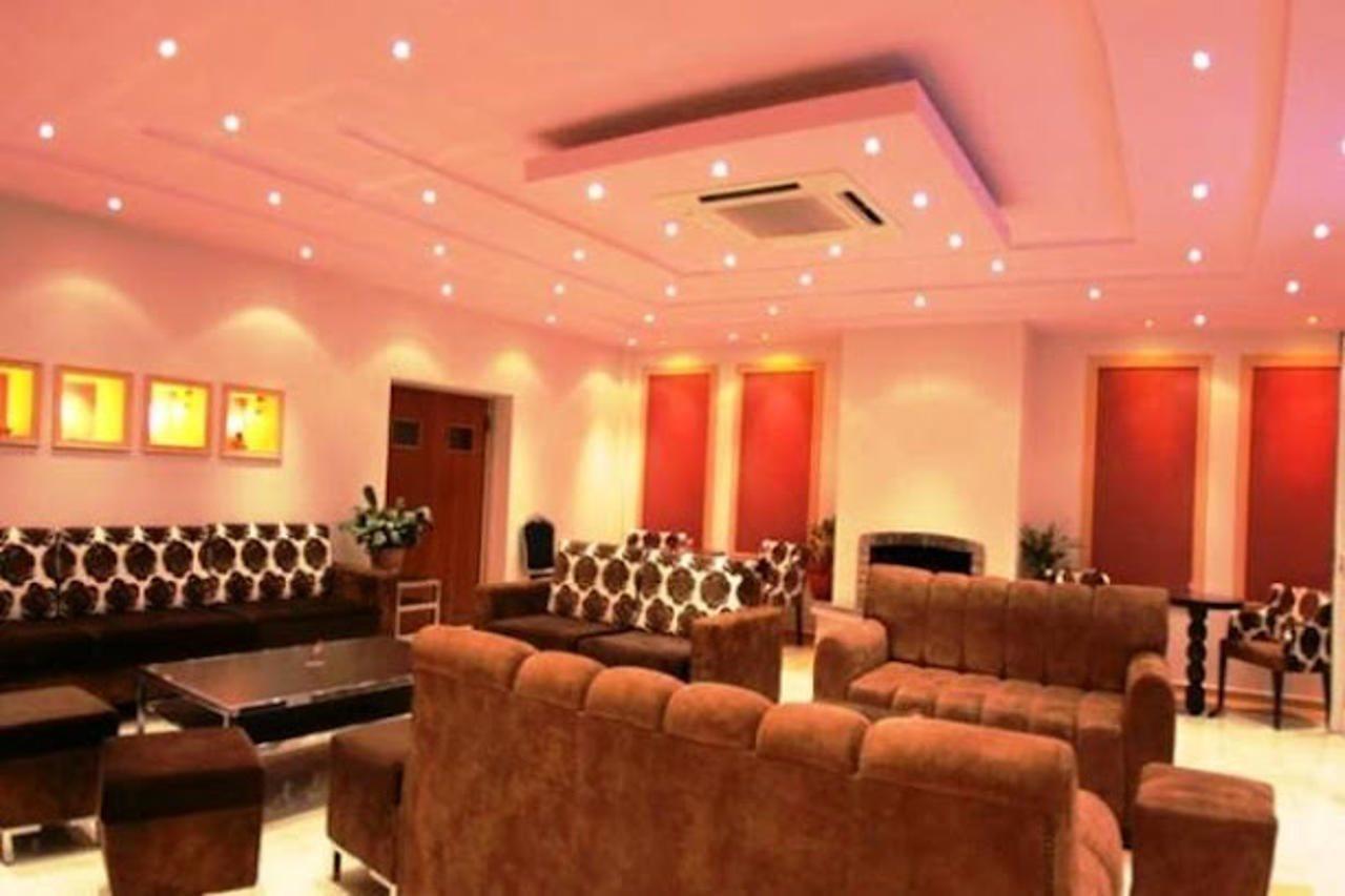 Dionisos Hotel